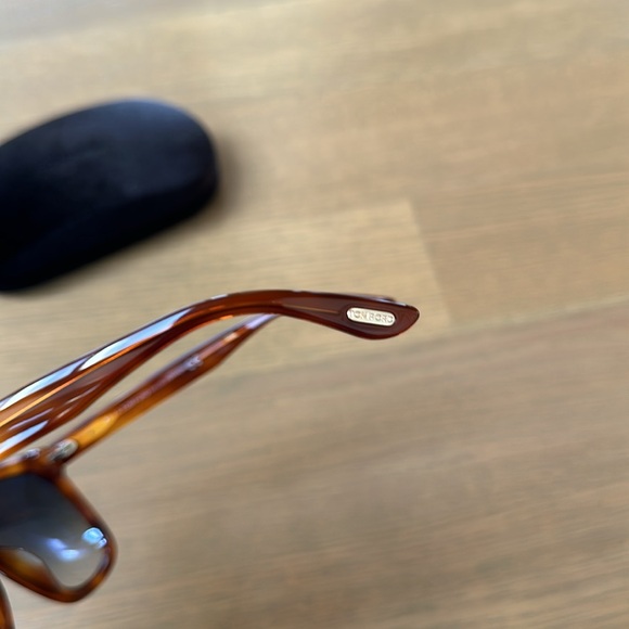 Tom Ford Amarra Sunglasses in Light Tortoise - Picture 11 of 14